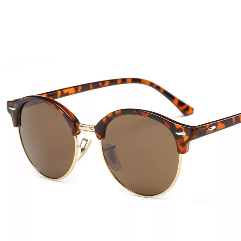 Classic Club Round Sunglasses Brown / Tortoise - Picture 3 of 8